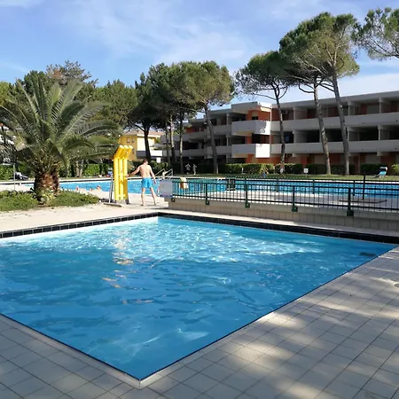 Solarium, Cormor 33 Apartman *